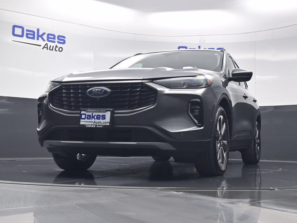 2023 Carbonized Gray Metallic Ford Escape Hybrid Platinum AWD SUV