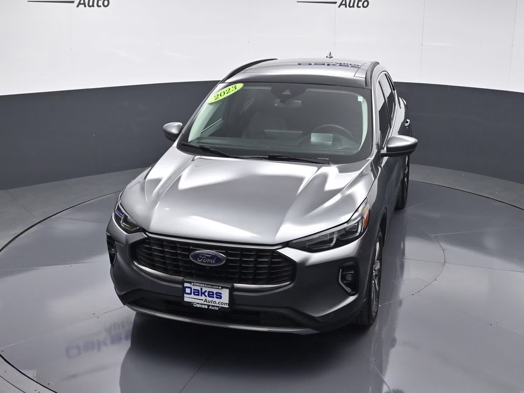 2023 Carbonized Gray Metallic Ford Escape Hybrid Platinum AWD SUV