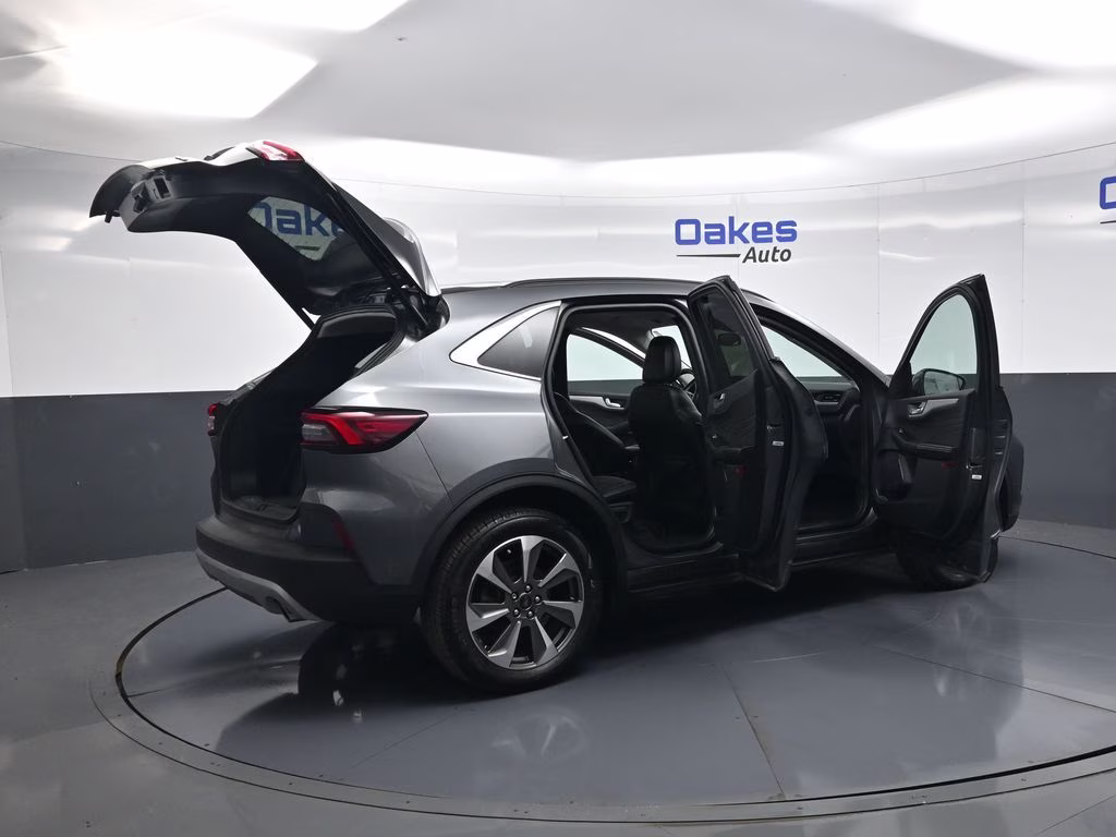 2023 Carbonized Gray Metallic Ford Escape Hybrid Platinum AWD SUV