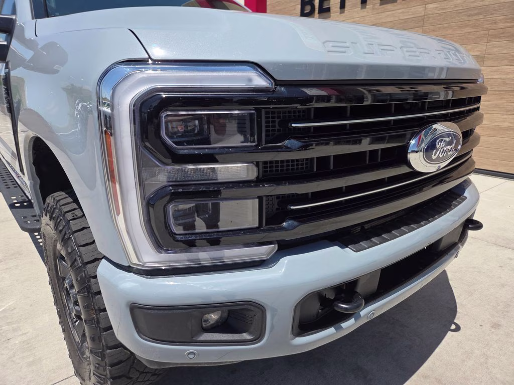 2025 Glacier Gray Metallic TriCoat Ford Super Duty F-350 SRW Platinum 4X4 Truck