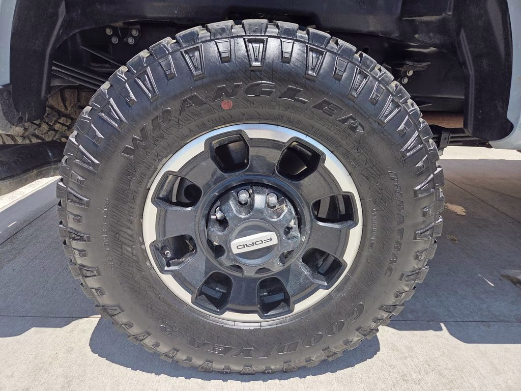 2025 Glacier Gray Metallic TriCoat Ford Super Duty F-350 SRW Platinum 4X4 Truck