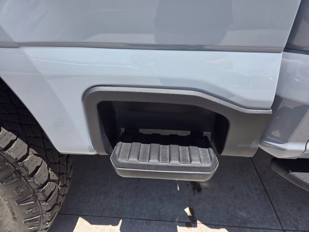 2025 Glacier Gray Metallic TriCoat Ford Super Duty F-350 SRW Platinum 4X4 Truck