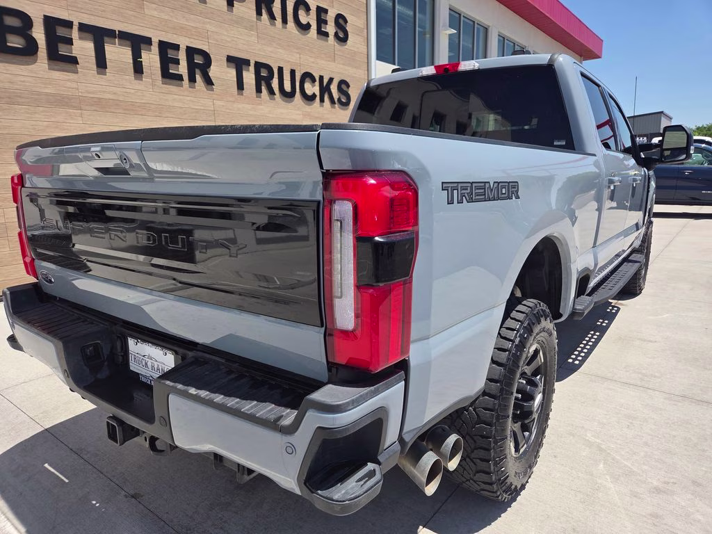 2025 Glacier Gray Metallic TriCoat Ford Super Duty F-350 SRW Platinum 4X4 Truck