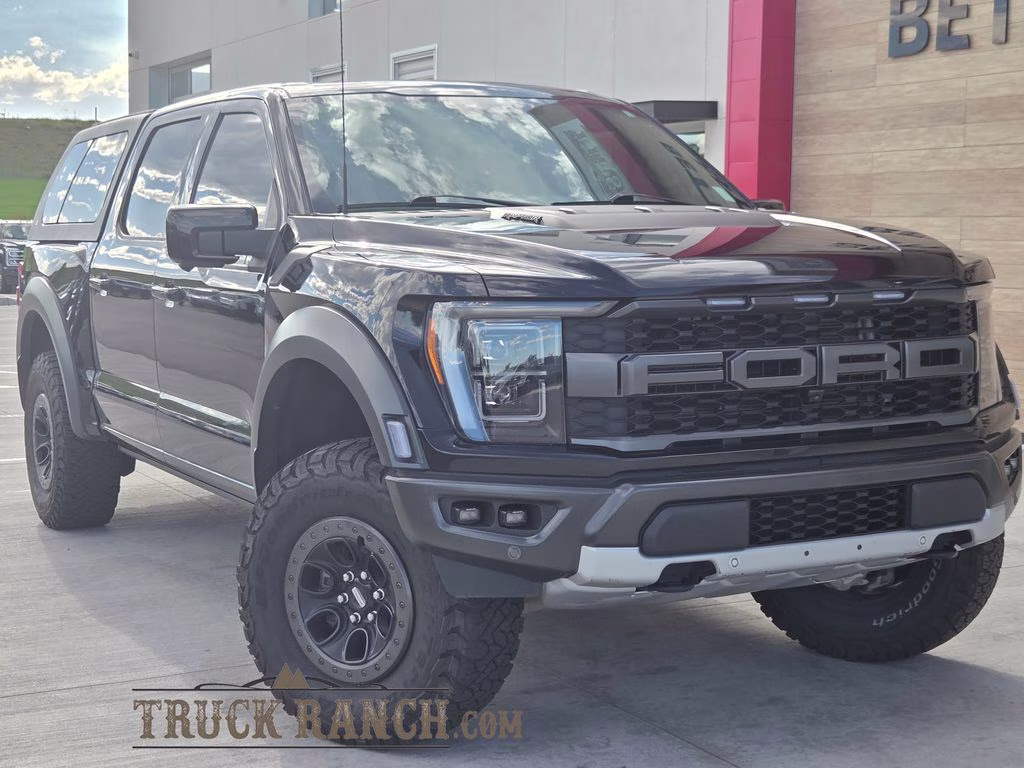 2023 Ford F-150 Raptor 4x4 SuperCrew 5-1/2 Box's photo