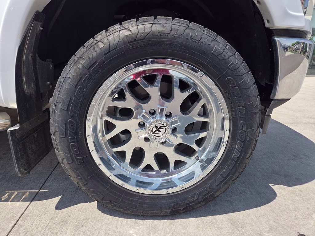 2020 Oxford White Ford F-150 XLT 4X4 Truck