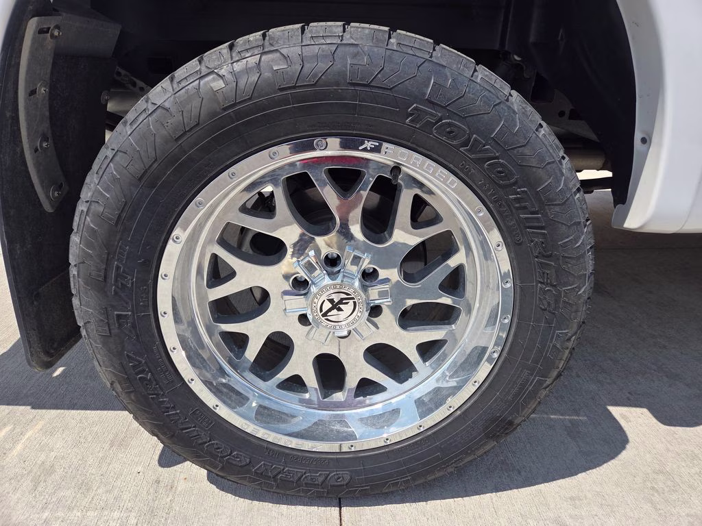 2020 Oxford White Ford F-150 XLT 4X4 Truck