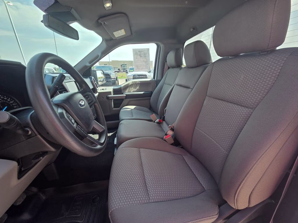 2020 Oxford White Ford F-150 XLT 4X4 Truck