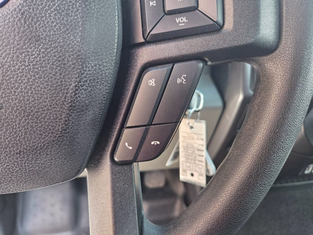 2020 Oxford White Ford F-150 XLT 4X4 Truck