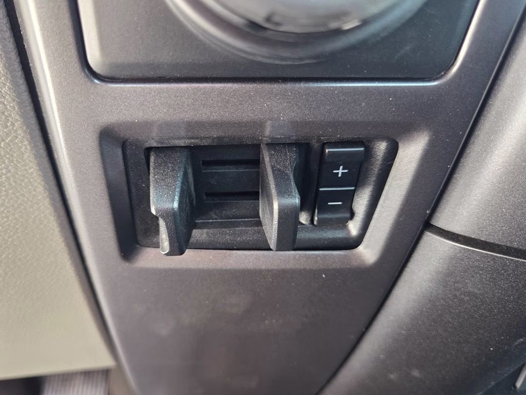 2020 Oxford White Ford F-150 XLT 4X4 Truck