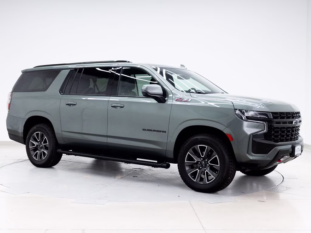 2023 Silver Chevrolet Suburban Z71 4X4 SUV