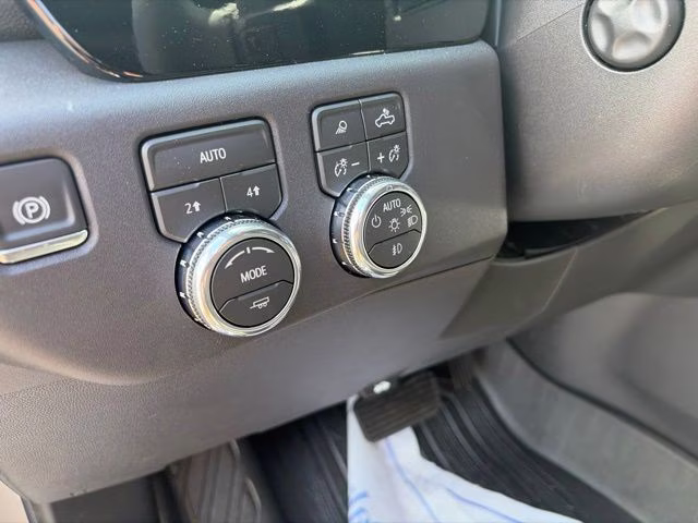 2026 Sterling Metallic GMC Sierra 1500 SLT 4X4 Truck