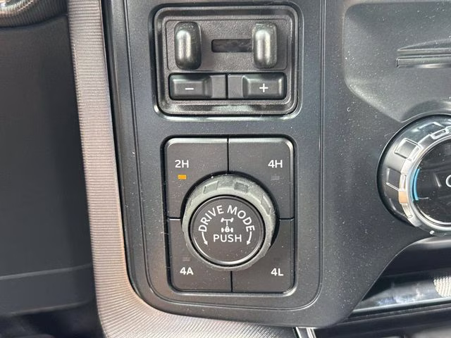 2026 White Metallic Ford F-150 Platinum 4X4 Truck