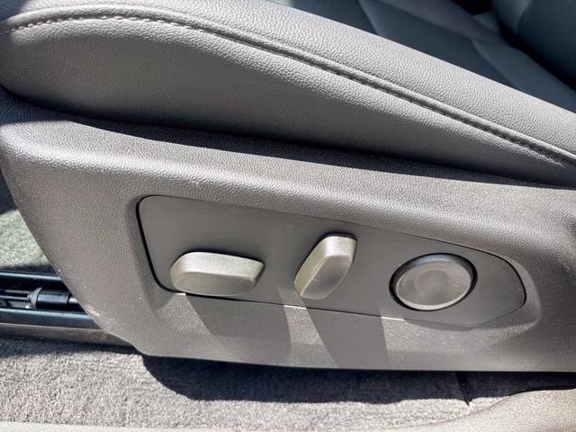 2026 Sterling Gray Metallic Chevrolet Colorado Trail Boss 4X4 Truck