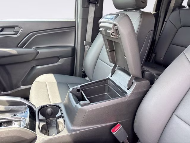 2026 Sterling Gray Metallic Chevrolet Colorado Trail Boss 4X4 Truck