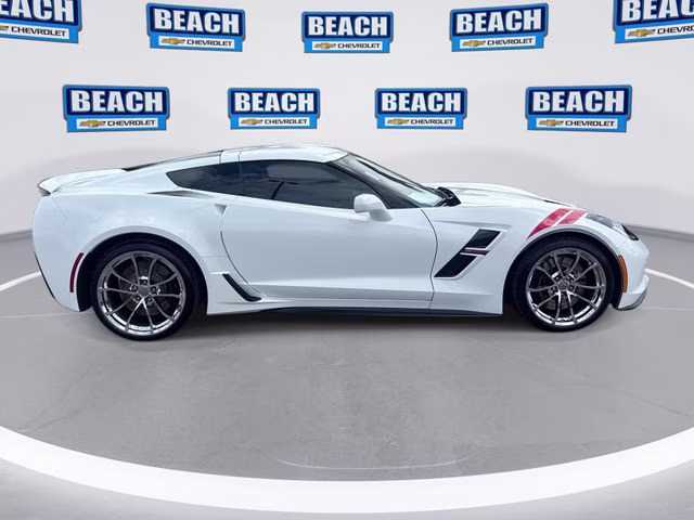 2019 Arctic White Chevrolet Corvette Grand Sport RWD Coupe