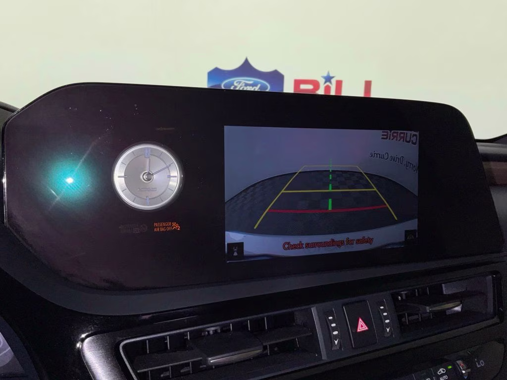 2024 White Pearl Lexus ES 350 FWD Sedan