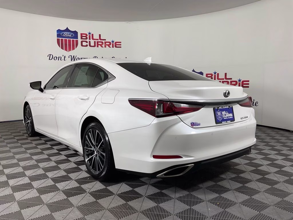 2024 White Pearl Lexus ES 350 FWD Sedan