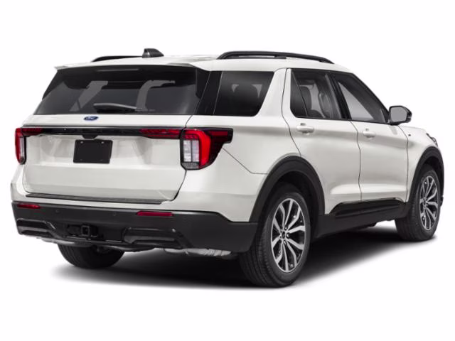 2026 Star White Metallic Tri-Coat Ford Explorer ST-Line RWD SUV