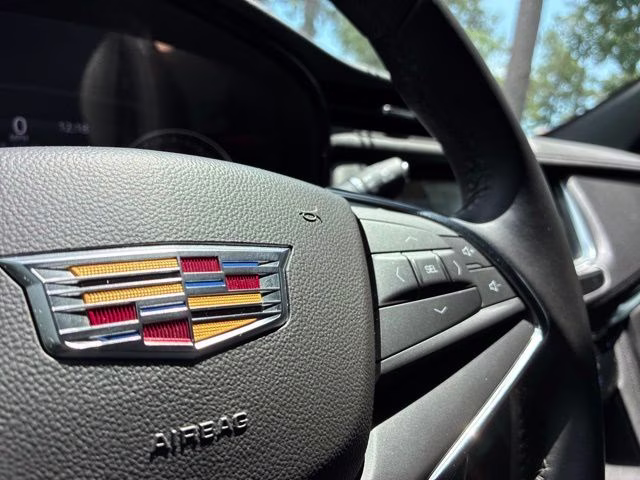 2020 Satin Steel Metallic Cadillac XT5 Luxury FWD SUV
