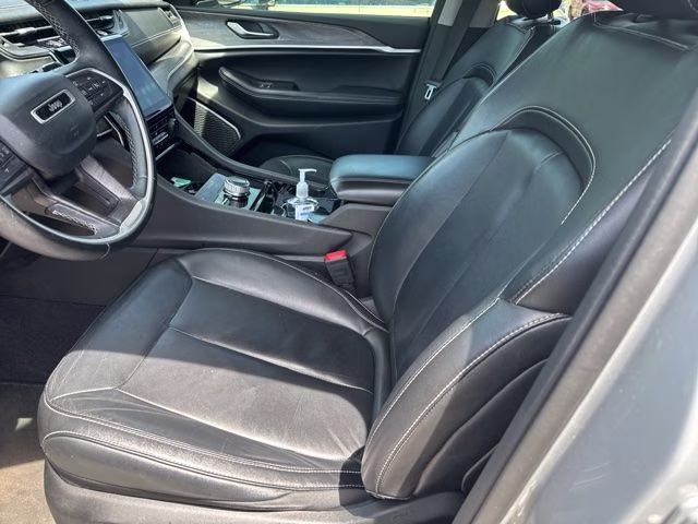 2021 Silver Zynith Jeep Grand Cherokee L Limited 4X4 SUV