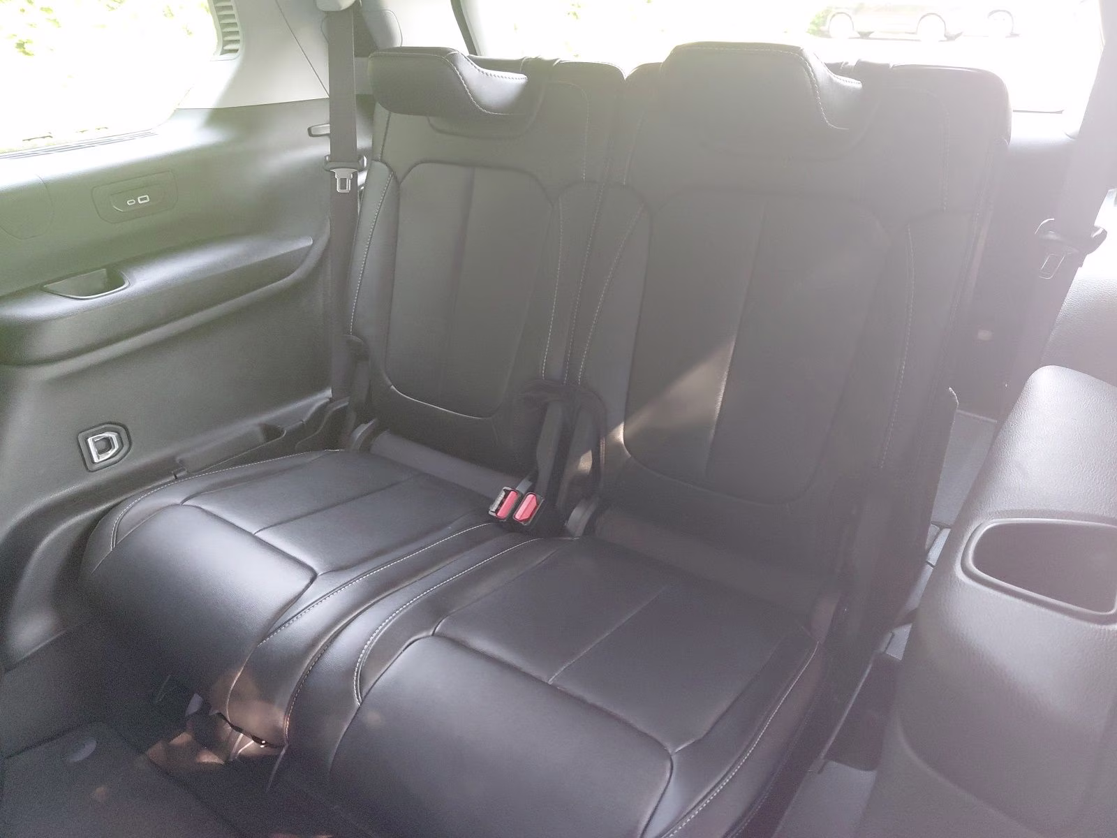 2021 Silver Zynith Jeep Grand Cherokee L Limited 4X4 SUV