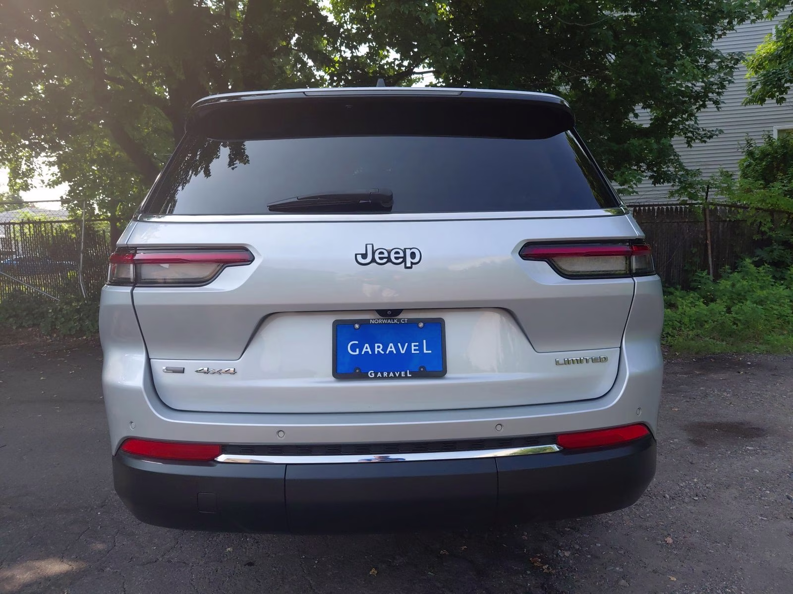 2021 Silver Zynith Jeep Grand Cherokee L Limited 4X4 SUV