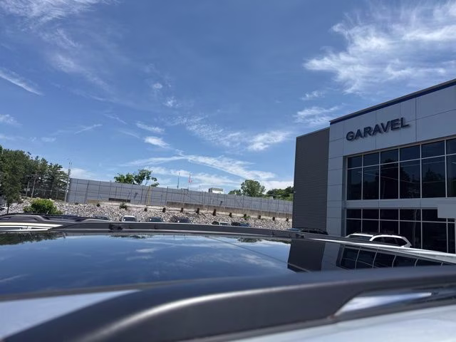 2021 Silver Zynith Jeep Grand Cherokee L Limited 4X4 SUV