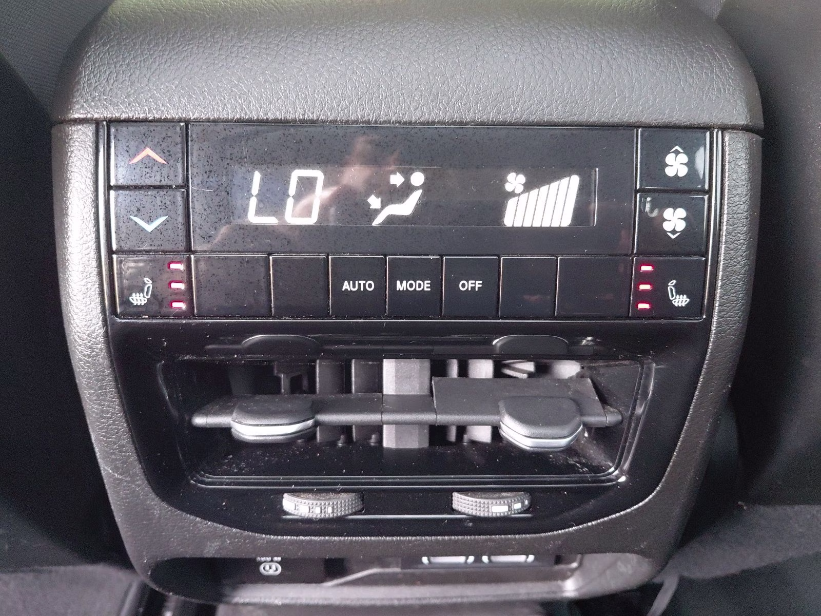 2021 Silver Zynith Jeep Grand Cherokee L Limited 4X4 SUV