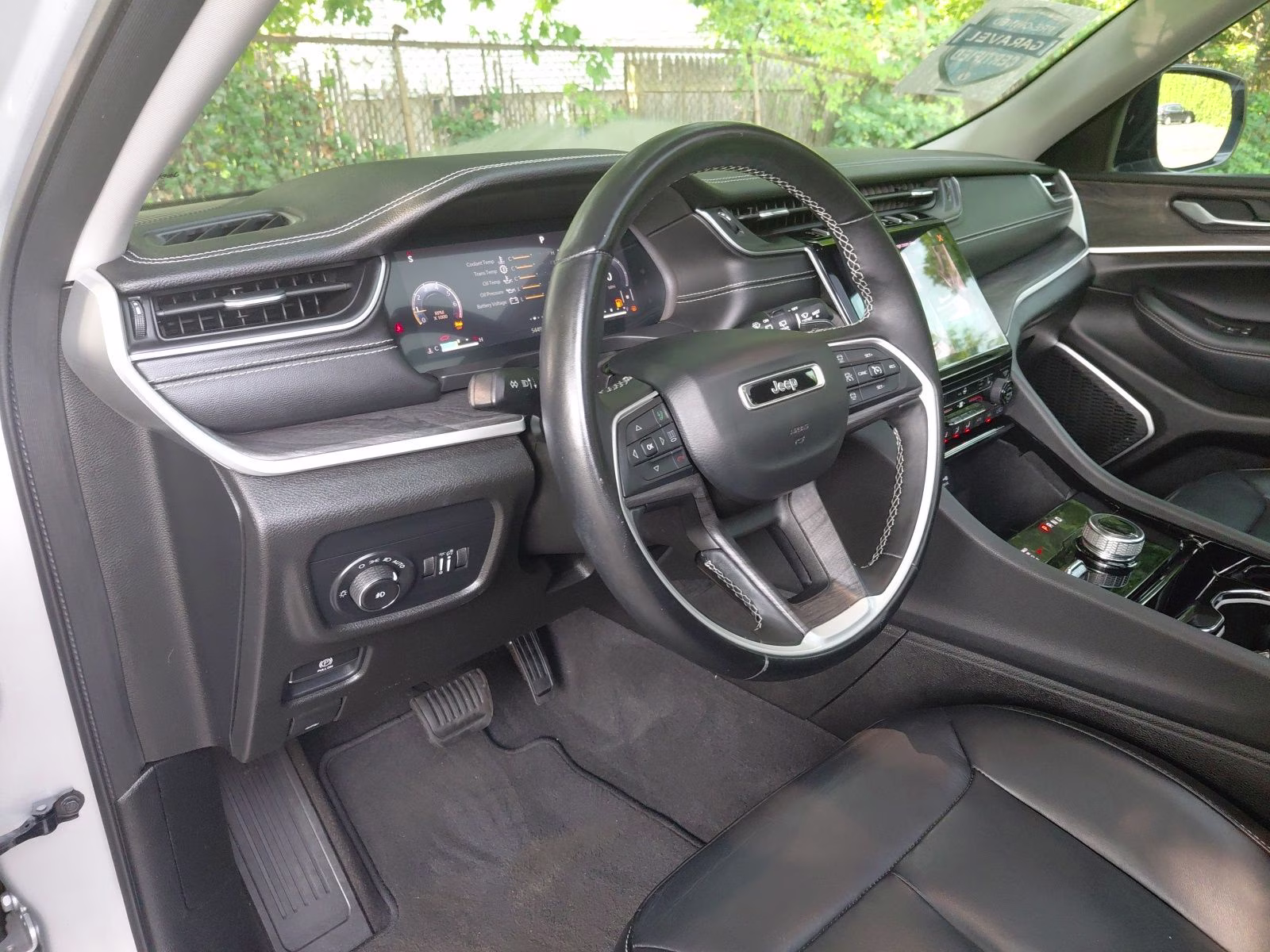 2021 Silver Zynith Jeep Grand Cherokee L Limited 4X4 SUV