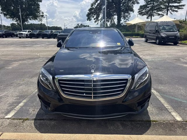 2016 Black Mercedes-Benz S-Class S 550 RWD Sedan