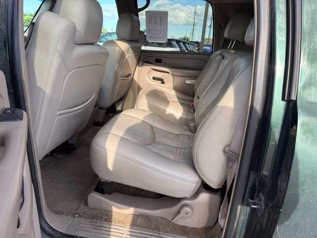 2004 Dark Green Metallic Chevrolet Suburban 1500 Z71 4X4 SUV