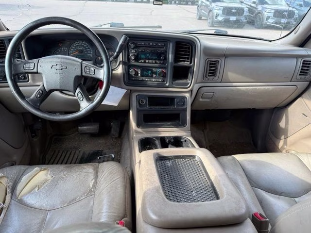 2004 Dark Green Metallic Chevrolet Suburban 1500 Z71 4X4 SUV