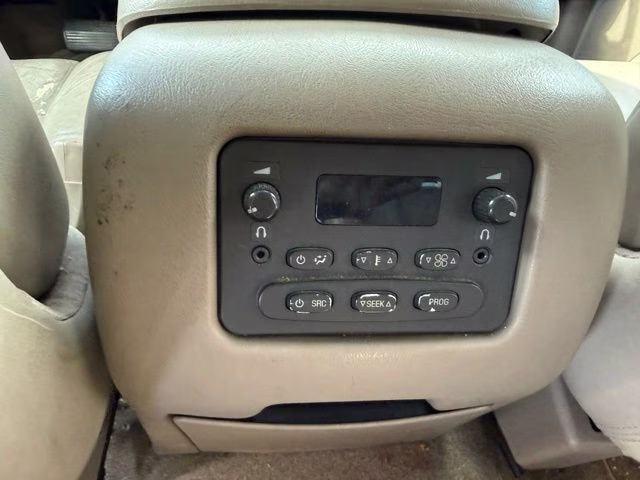 2004 Dark Green Metallic Chevrolet Suburban 1500 Z71 4X4 SUV