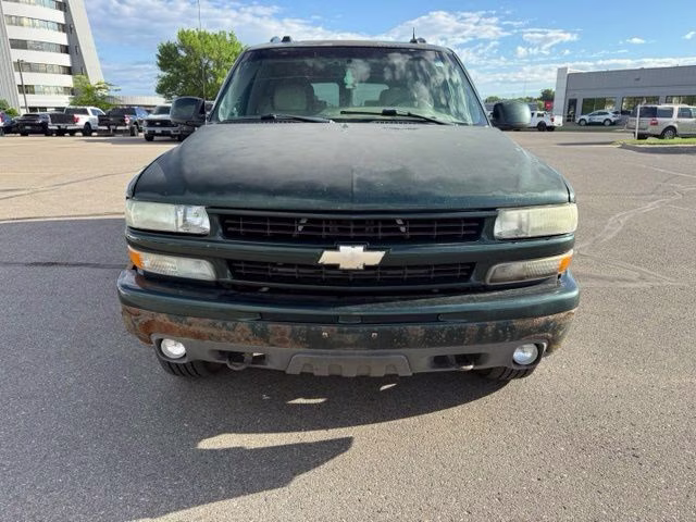2004 Dark Green Metallic Chevrolet Suburban 1500 Z71 4X4 SUV