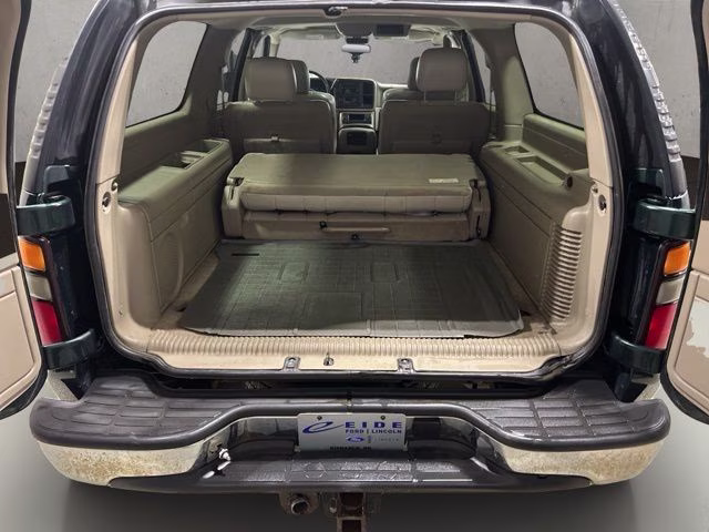 2004 Dark Green Metallic Chevrolet Suburban 1500 Z71 4X4 SUV