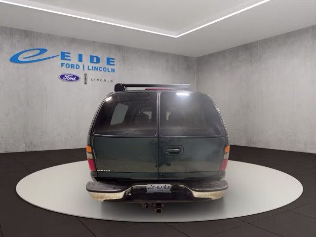 2004 Dark Green Metallic Chevrolet Suburban 1500 Z71 4X4 SUV
