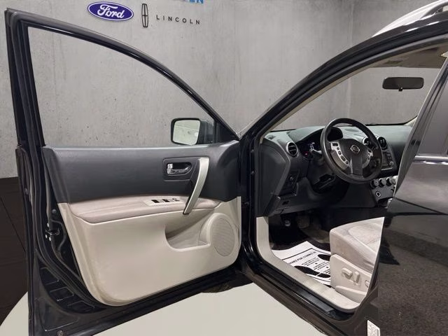 2011 Super Black Nissan Rogue SV AWD SUV