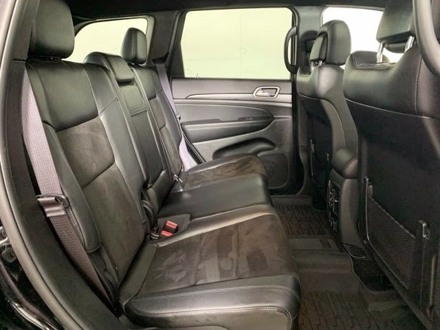 2021 Diamond Black Crystal Pearlcoat Jeep Grand Cherokee Laredo X 4X4 SUV