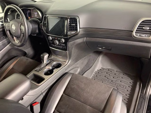 2021 Diamond Black Crystal Pearlcoat Jeep Grand Cherokee Laredo X 4X4 SUV