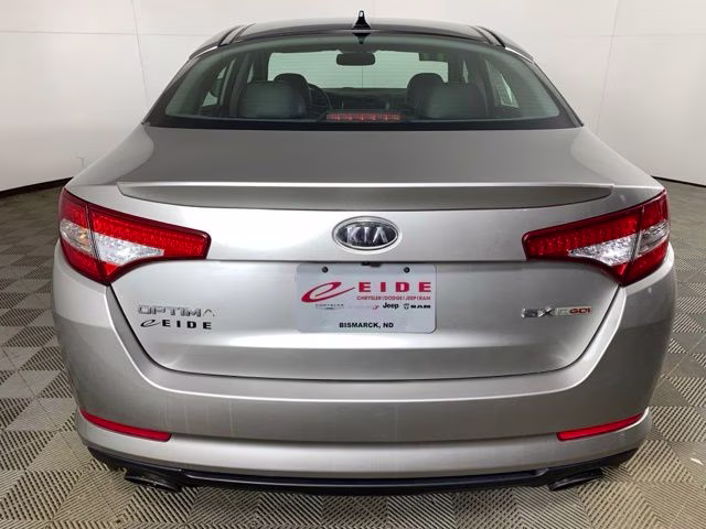 2011 Satin Metal Kia Optima SX FWD Sedan