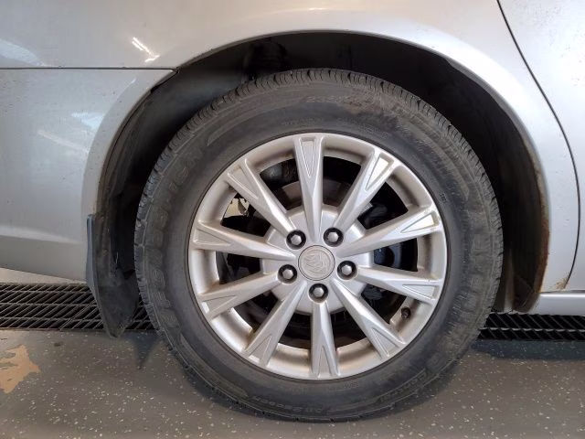 2009 Buick Lucerne CX 2 FWD Sedan