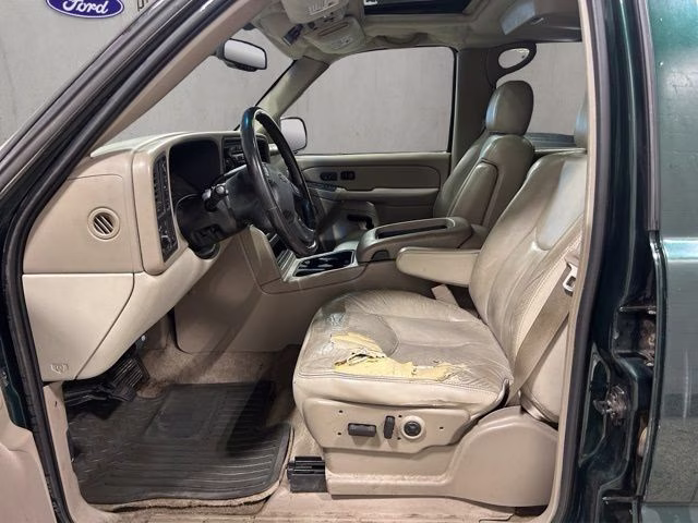 2004 Dark Green Metallic Chevrolet Suburban 1500 Z71 4X4 SUV