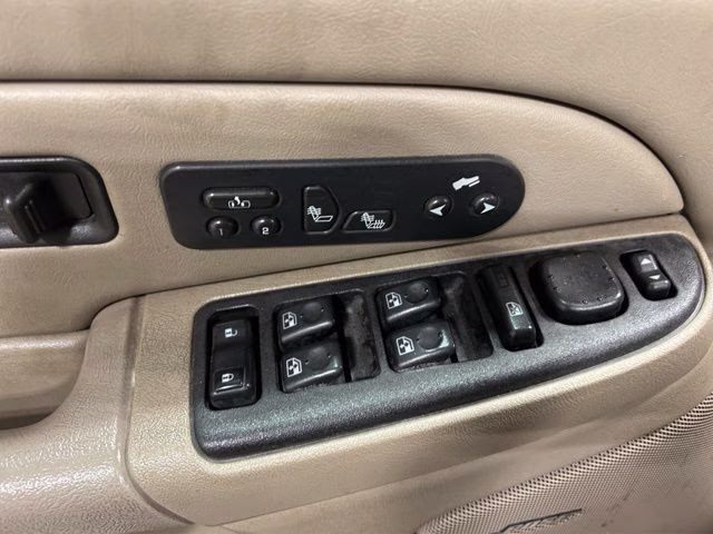 2004 Dark Green Metallic Chevrolet Suburban 1500 Z71 4X4 SUV
