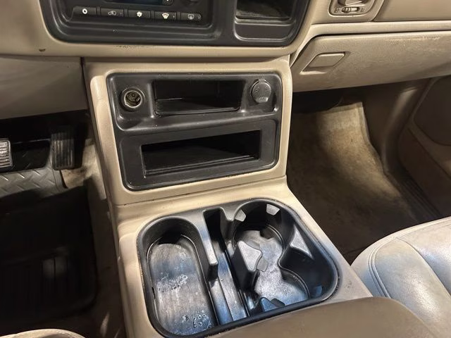 2004 Dark Green Metallic Chevrolet Suburban 1500 Z71 4X4 SUV