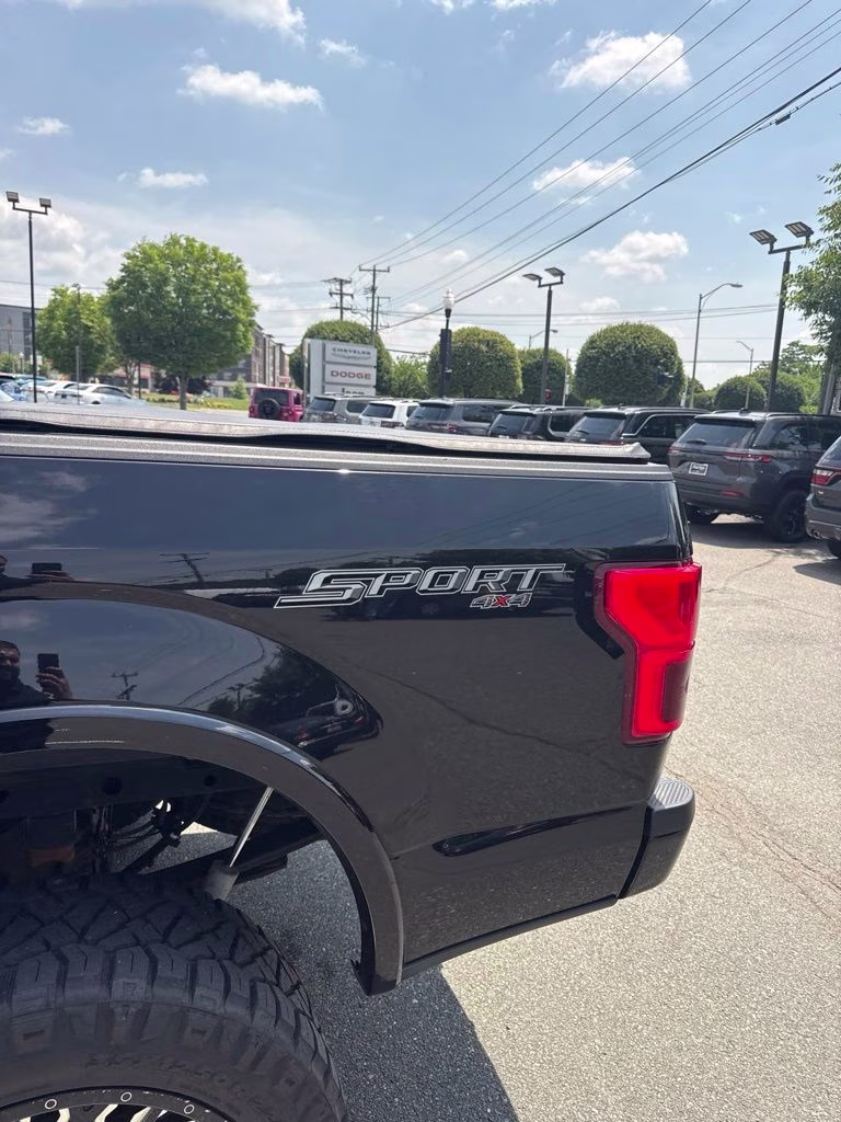 2020 Black Ford F-150 Lariat 4X4 Truck