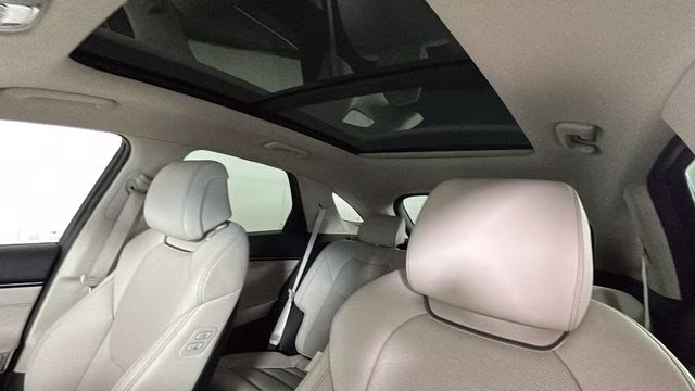 2023 Alta White Genesis GV70 2.5T AWD SUV