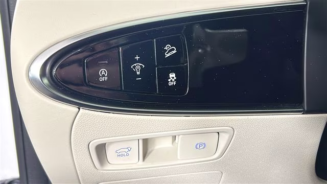 2023 Alta White Genesis GV70 2.5T AWD SUV