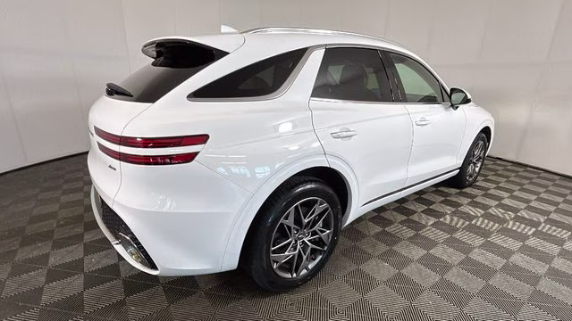 2023 Alta White Genesis GV70 2.5T AWD SUV