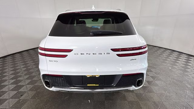 2023 Alta White Genesis GV70 2.5T AWD SUV