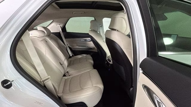 2023 Alta White Genesis GV70 2.5T AWD SUV